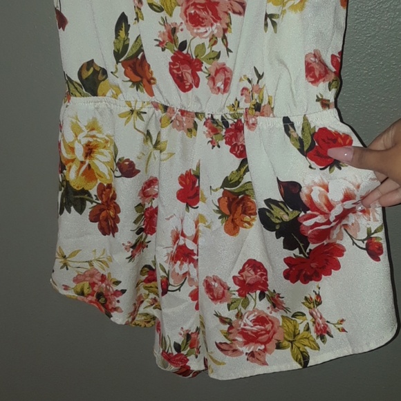 Romper - Picture 4 of 4